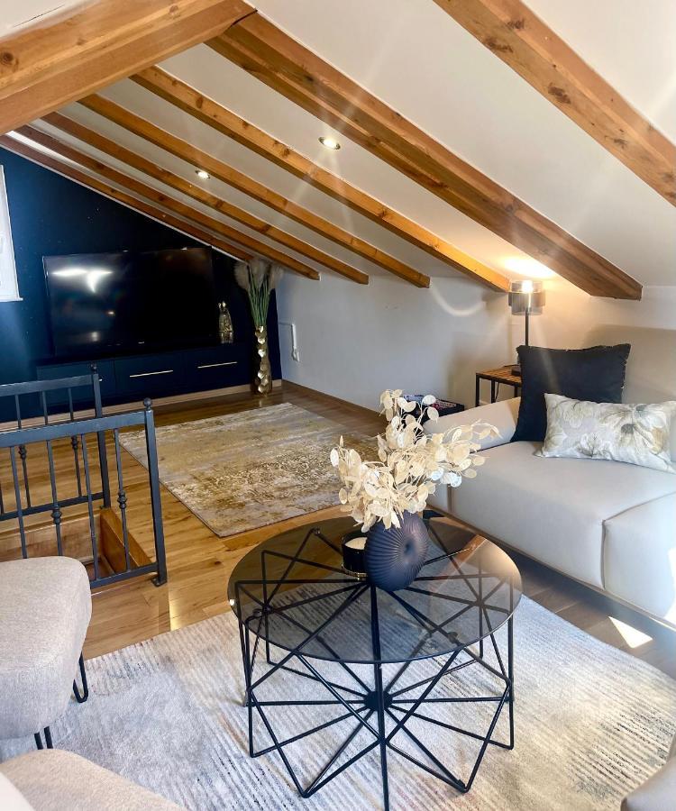 챠브타트 Luxury Penthouse Avalon 아파트 외부 사진