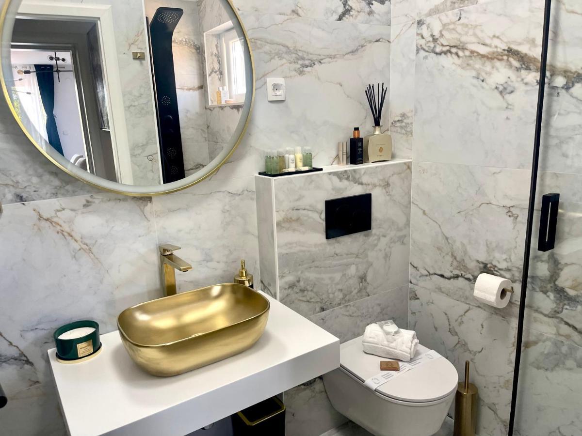 챠브타트 Luxury Penthouse Avalon 아파트 외부 사진