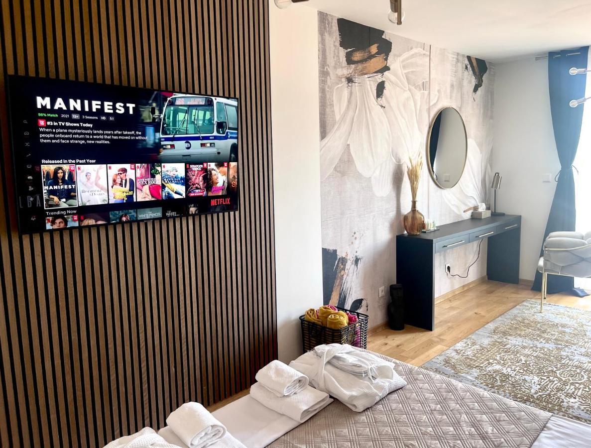 챠브타트 Luxury Penthouse Avalon 아파트 외부 사진