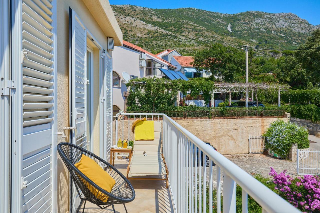 챠브타트 Luxury Penthouse Avalon 아파트 외부 사진