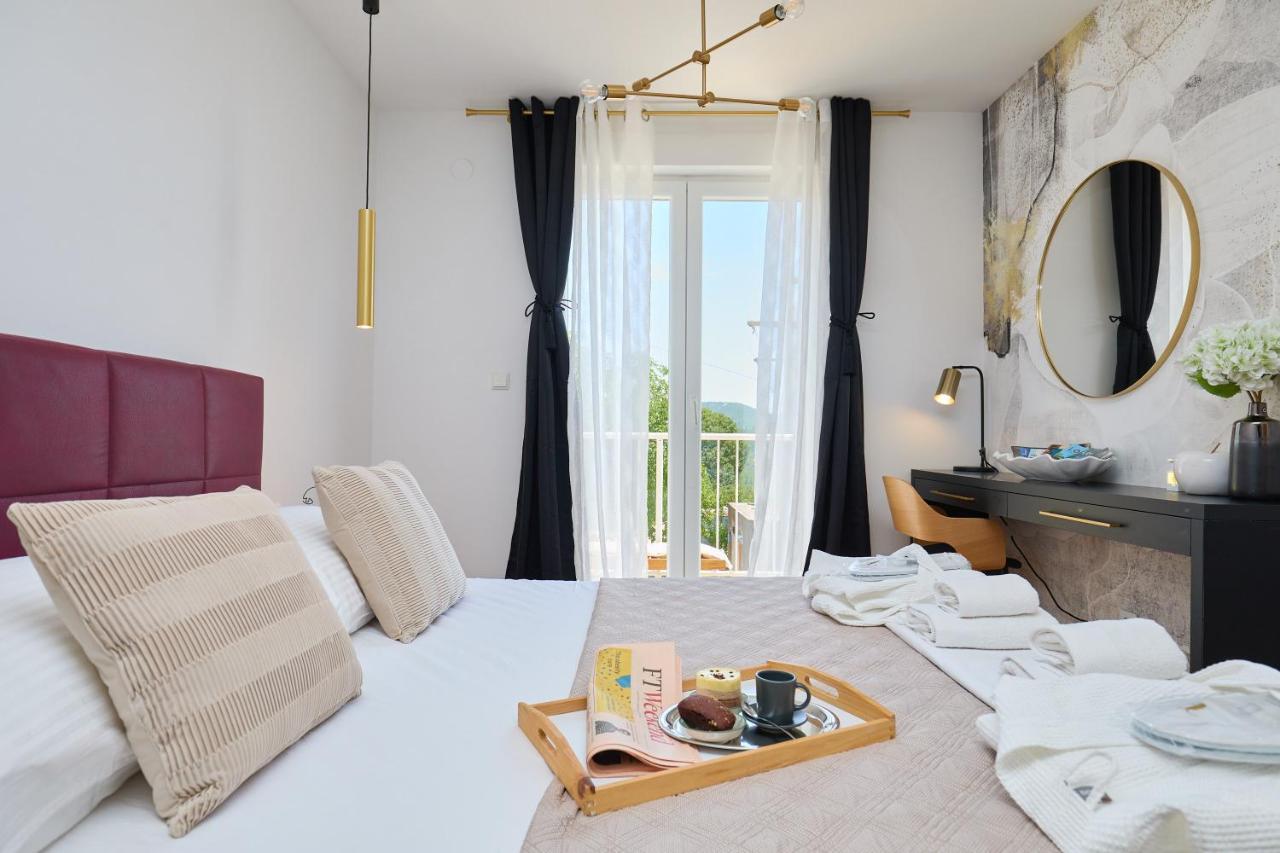 챠브타트 Luxury Penthouse Avalon 아파트 외부 사진